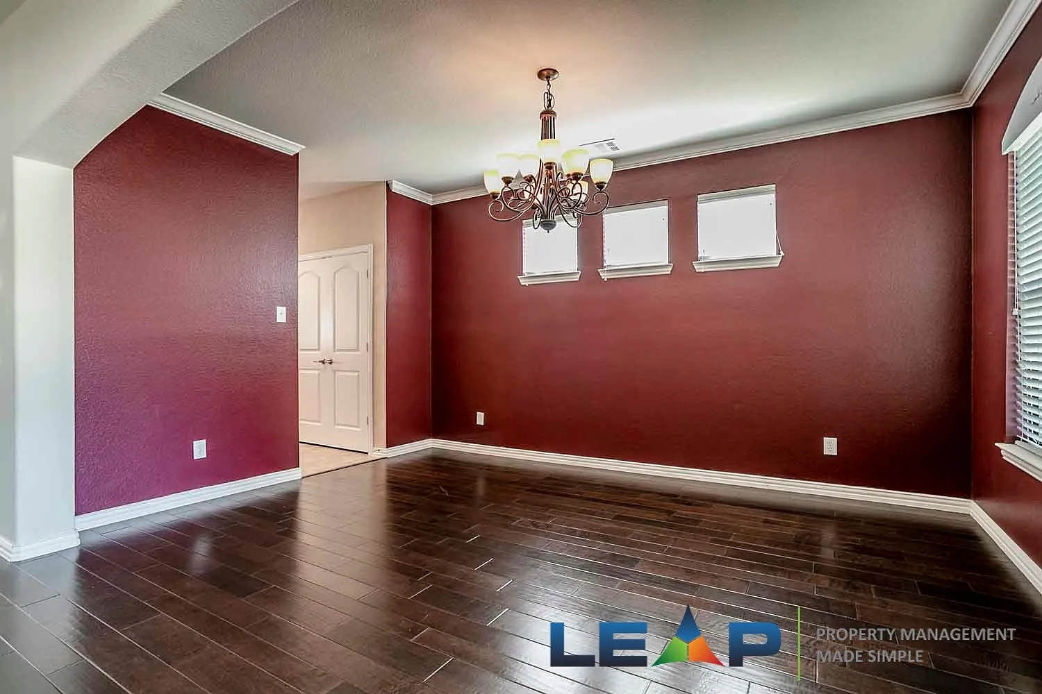 Beautiful 5 Bed 3 Bath Home In Frisco Isd! — Photo 4