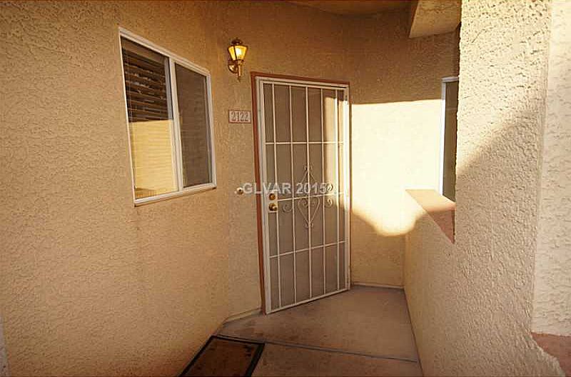 1st image of 1050 E Cactus Ave Unit 2122