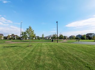 4533 Merganser Dr, Minnetrista, MN 55375