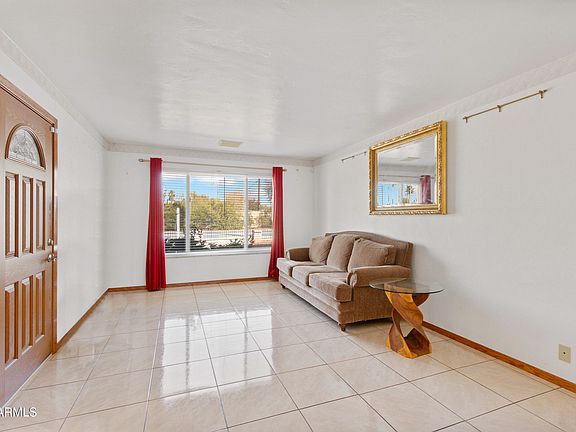 3rd image of 3827 E Vernon Avenue