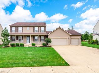 5193 Ravenway Dr, North Ridgeville, OH 44039