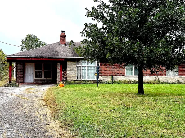 5731 S Bearfield Rd, Columbia, MO 65201