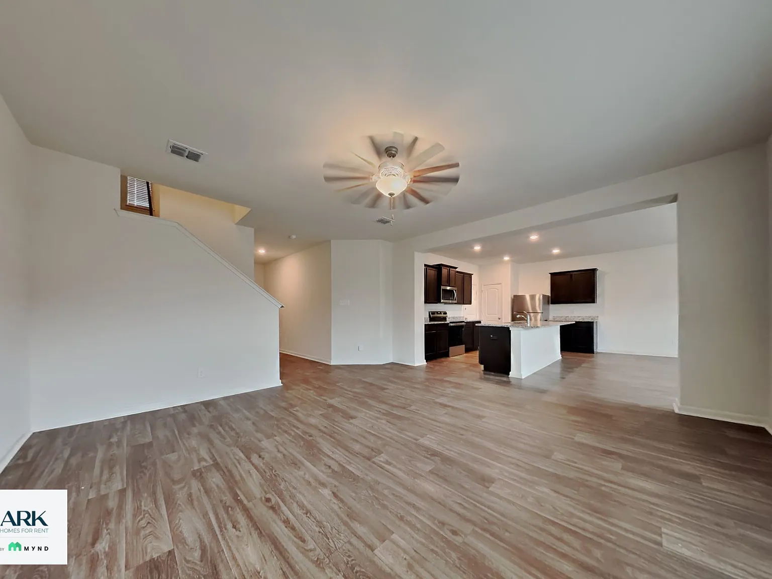 4 bed, 2.5 bath, 2205 sqft, $1,775 — Photo 2