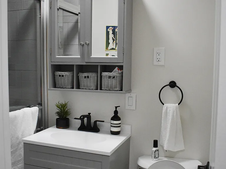 839 W Cornelia Ave #2N — Photo 7