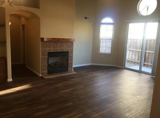 190 S Granada Dr, Madera, CA