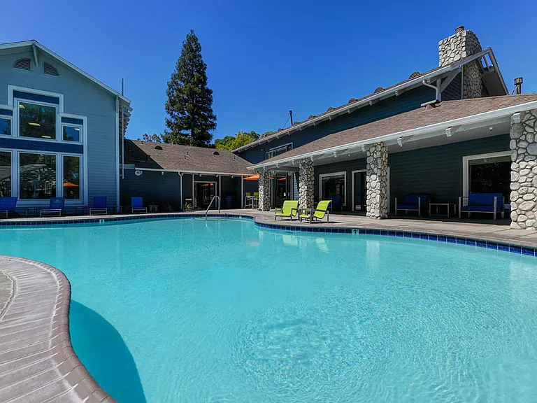 Salishan Pool