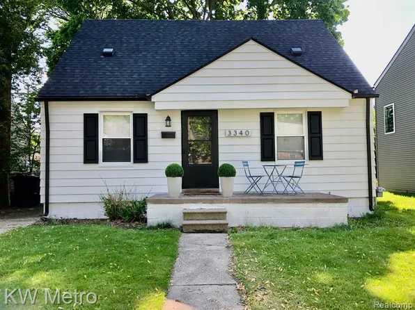 3340 Edgeworth St, Ferndale, MI 48220