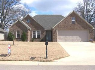 5328 Deerfield Dr, Jonesboro, AR 72404