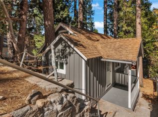 22789 Laurel Ln, Crestline, CA 92325