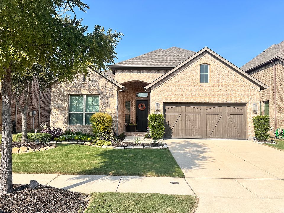 1st image of 3037 Bear Creek Pkwy