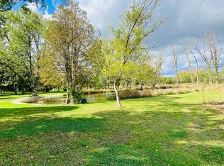 25146 W Hillside Ave, Wauconda, IL 60084