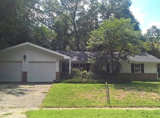 150 Windsor Rd, Benton Harbor, MI 49022