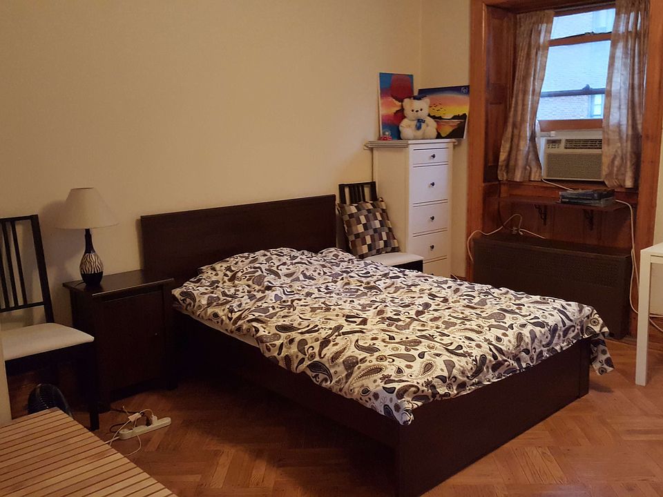 1st image of 310 W 78th St APT 4F