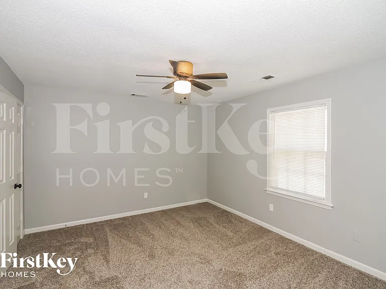 3066 Circle Gate Dr — Photo 8