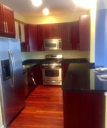 5th image of 1838 W Belmont Ave APT 4