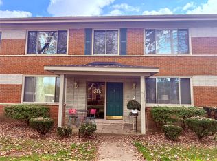 1245 Derby Rd UNIT 4, Birmingham, MI 48009