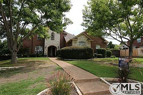 1st image of 148 Oxford Dr