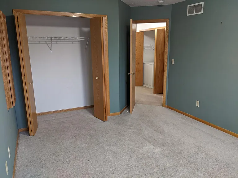 4275 Merrimac Ln N #22 — Photo 10