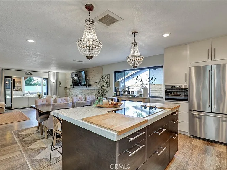 25262 Tasman Rd — Photo 6