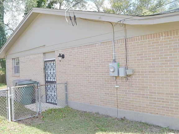 5th image of 808 Nantes Way