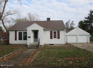 435 W Clinton St, Hastings, MI
