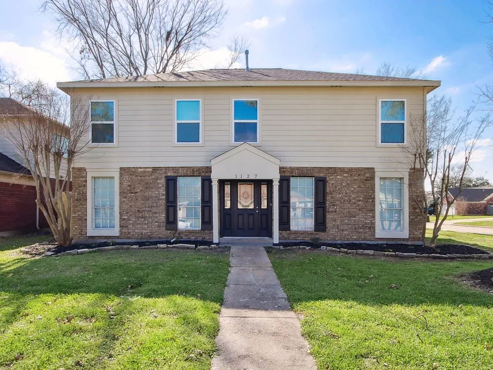 1127 Cascade Creek Dr