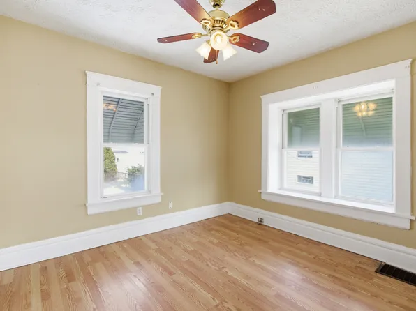 691 La Follette St, Akron, OH 44306