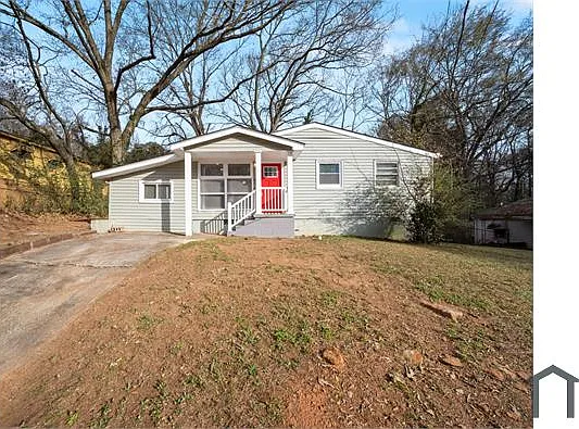 976 McKay Dr SE — Photo 2