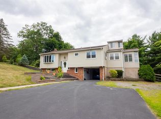 36 Laurie Hill Rd, Ottsville, PA 18942