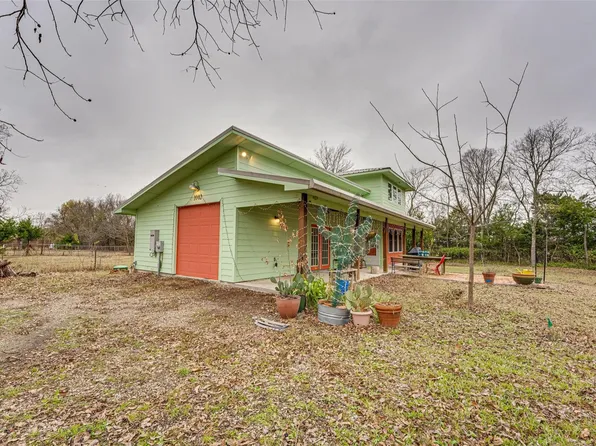 1002 S Main St, Farmersville, TX 75442