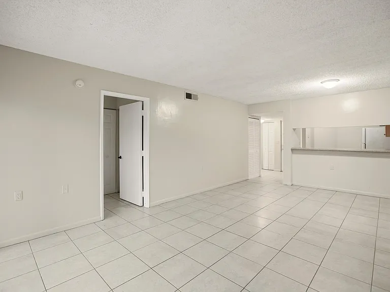 959 Lake Terry Dr #B — Photo 17