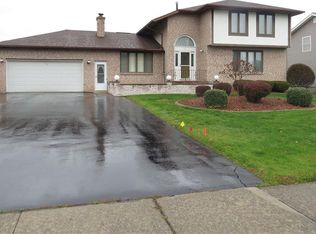 267 Carmas Dr, Rochester, NY 14626