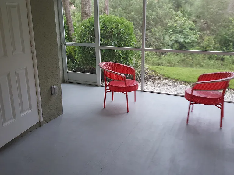 Large private screened patio