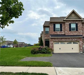 1501 Tarpan Ln S, Allentown, PA, 18104