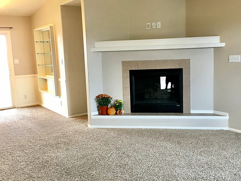 435 E Stardust Dr — Photo 10