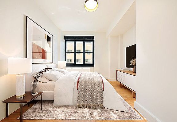 2nd image of 487 Keap St APT 103