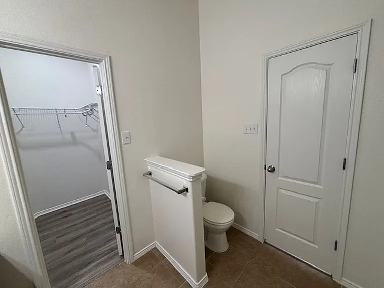 8135 Tierra Del Sol Rd — Photo 23