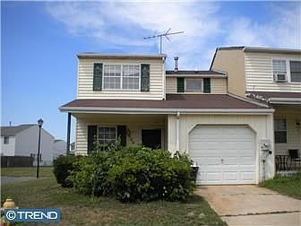 1st image of 209 W Beaver Ct