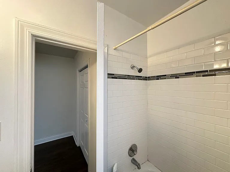 3345 N Marshfield Ave #604 — Photo 18