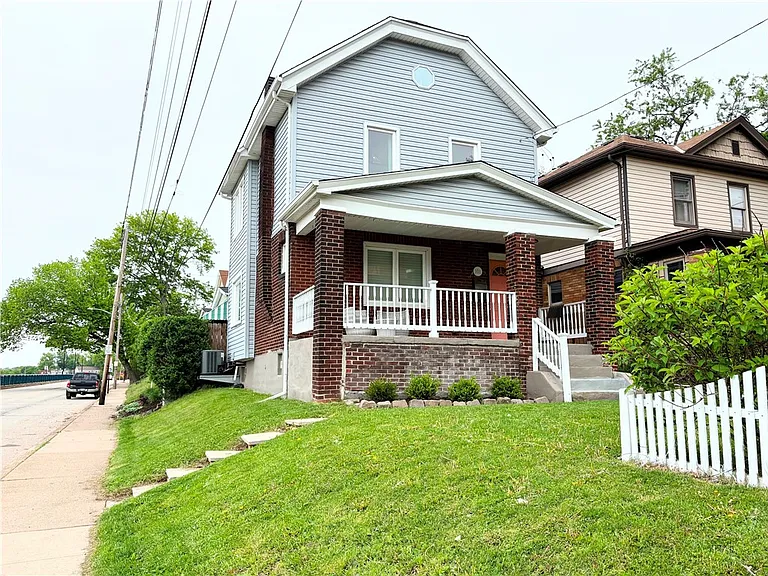 101 Lacrosse St — Photo 32