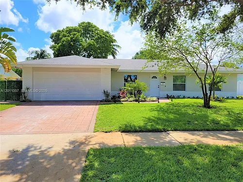 735 Tradewind Dr Photo 1