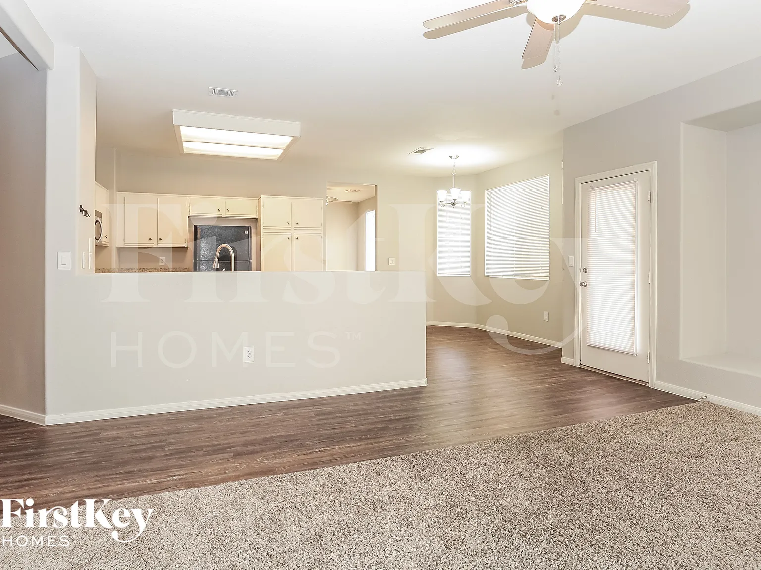 4 bed, 4.5 bath, 2556 sqft, $2,480 — Photo 4