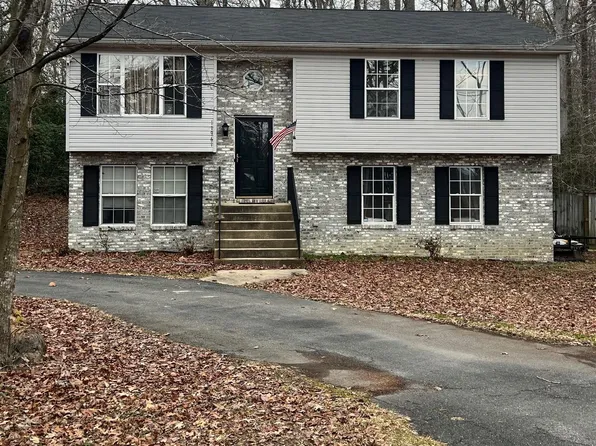 11961 Canyon Trl, Lusby, MD 20657