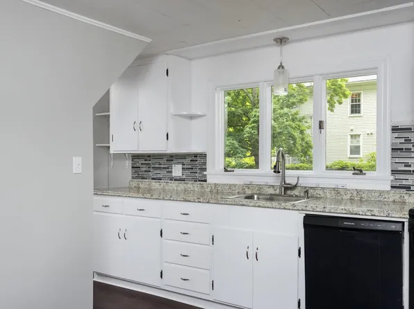 137 locust Street, Dover, NH 03820