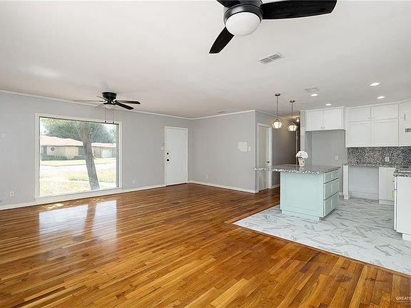3rd image of 429 Quince Cir