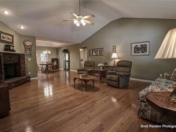 5th image of 3 Harlow Ln