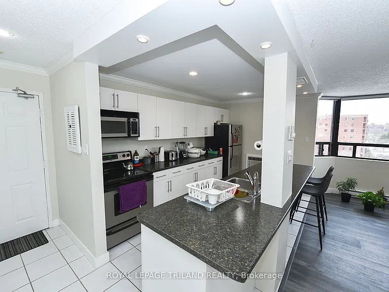 75 Huxley St #605 — Photo 7