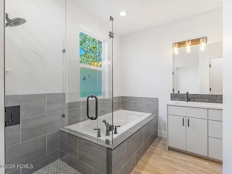 1107 Station Loop Rd — Photo 16