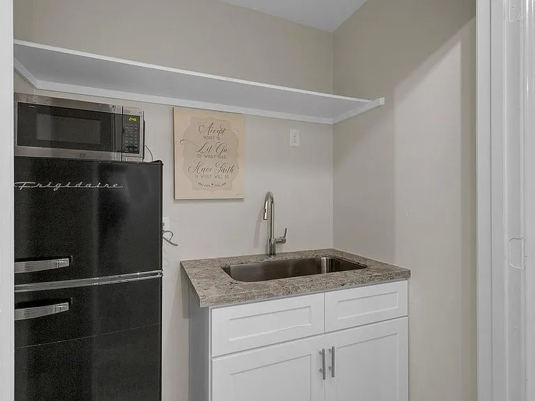 746 Cape Cottage Ln — Photo 22