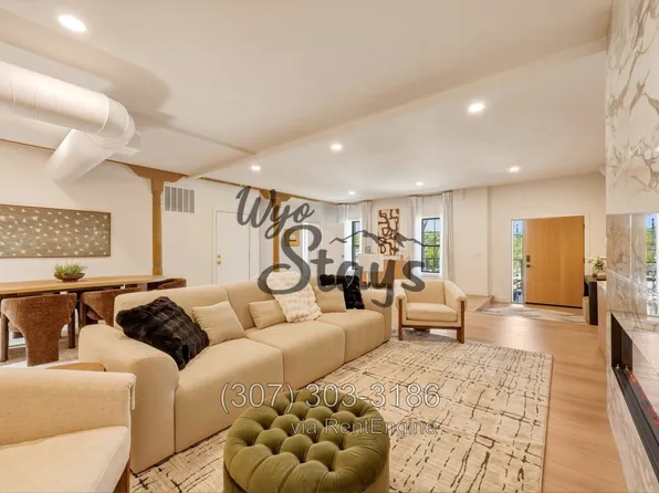 226 N Main St #202, Sheridan, WY 82801